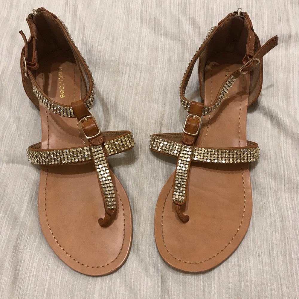 Maurice’s Brown diamond sandals